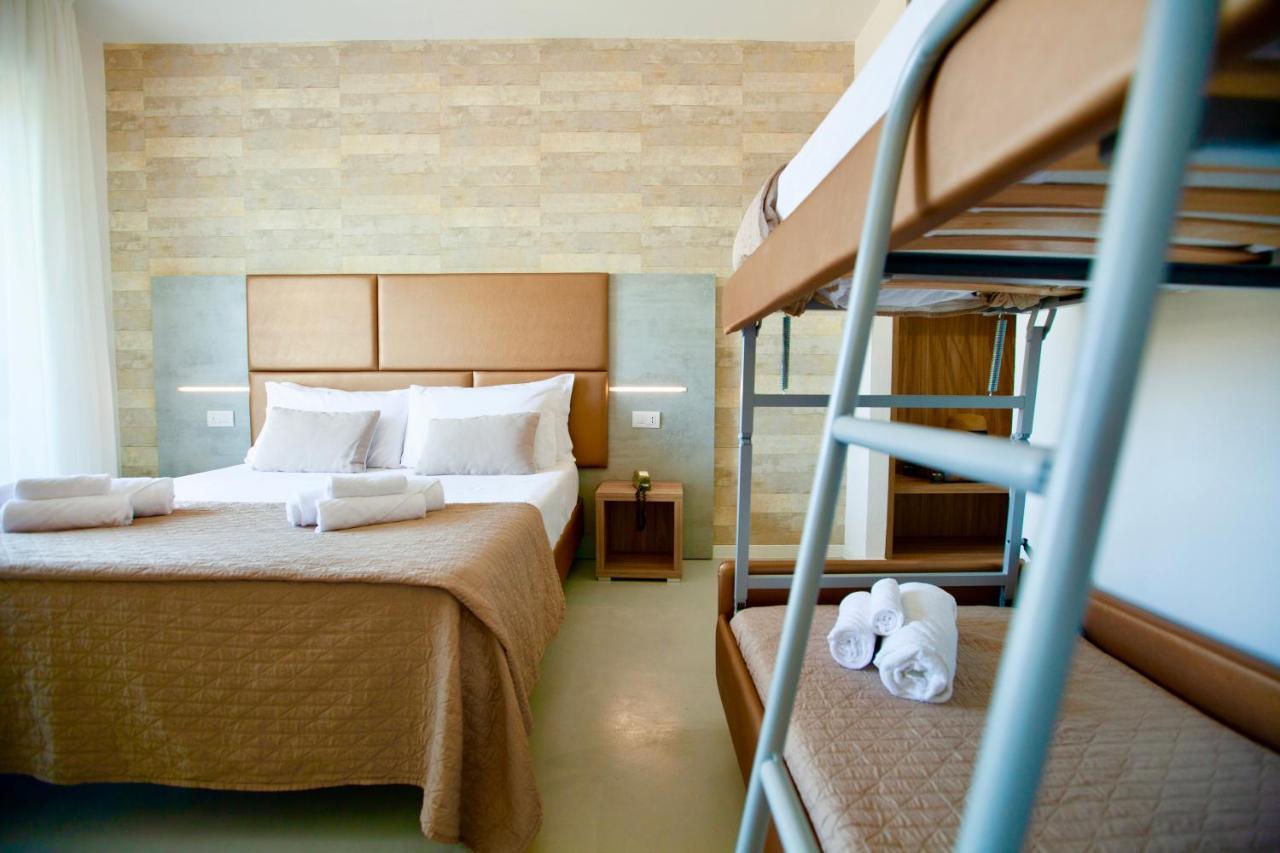 Hotel Maestri Riccione Eksteriør billede
